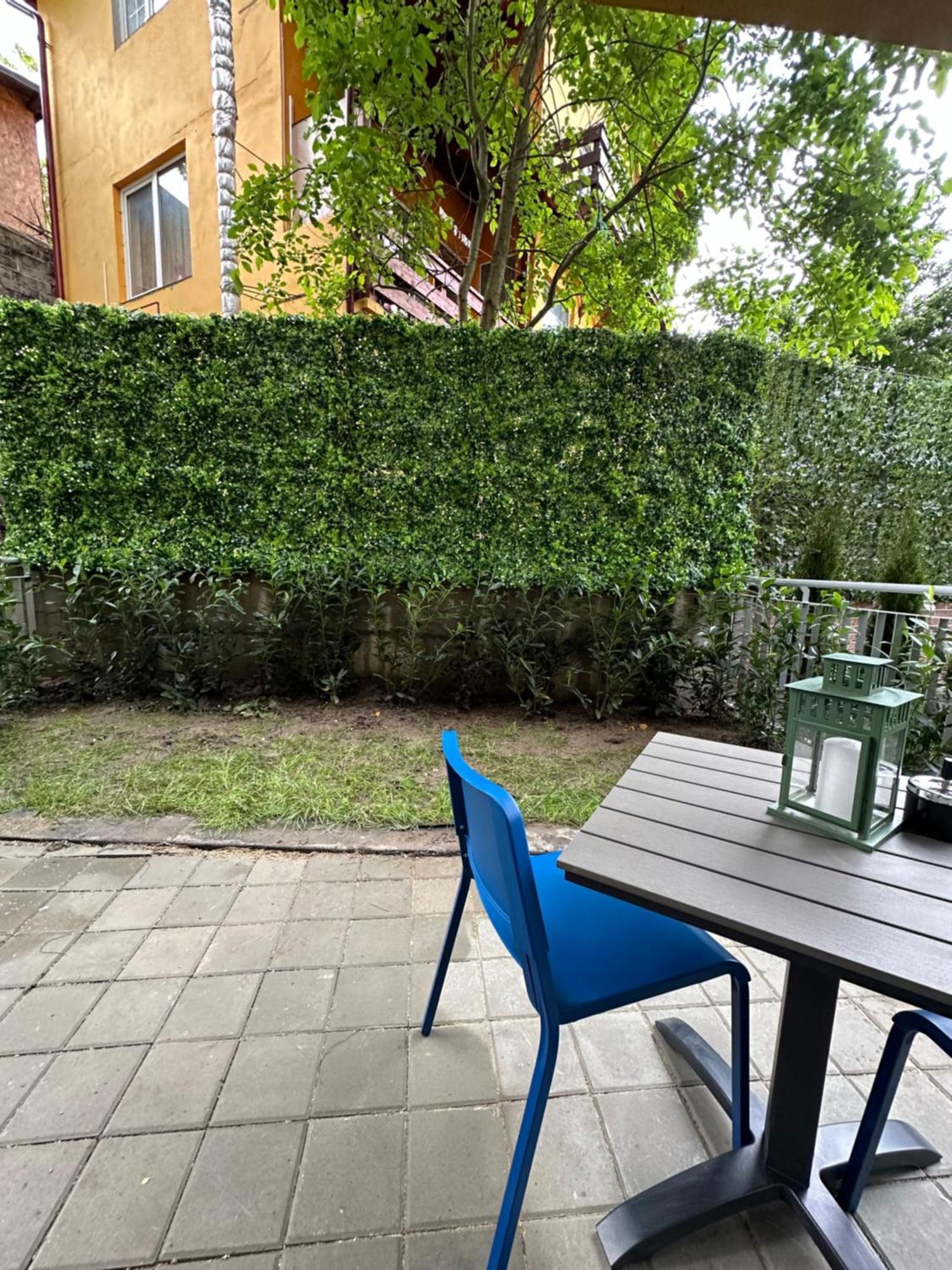 Cozy Garden Apartment Sinaia Eksteriør billede